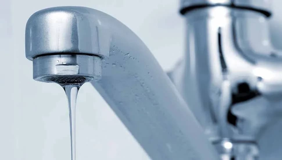 Fransa'da 40 binden fazla kişi içme suyu kesintileriyle karşı karşıya