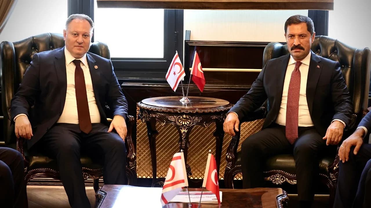 Öztürkler’den Hakan Fidan’a teşekkür: “Türkiye her zaman yanımızda”