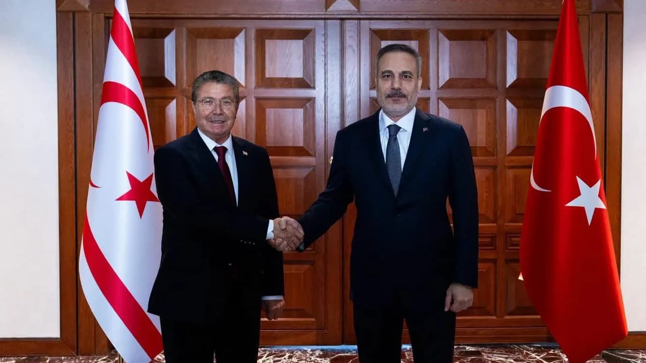 Üstel: Fidan’ın açıklamaları Kıbrıs’ta gerçeklerin artık görmezden gelinemeyeceğini ortaya koydu