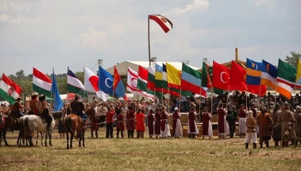 KKTC, Macaristan'da düzenlenen Büyük Hun-Türk Kurultayı'nda temsil edildi