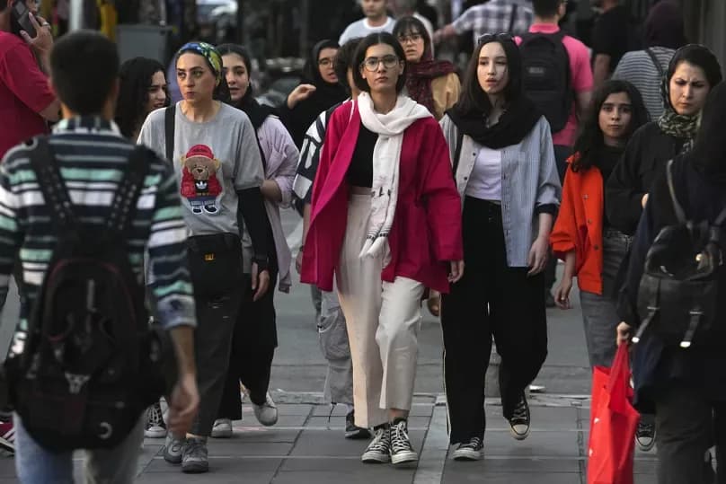 İran’da ahlak polisi uygulamaları azaltıldı: Kadınlar istedikleri gibi giyiniyor
