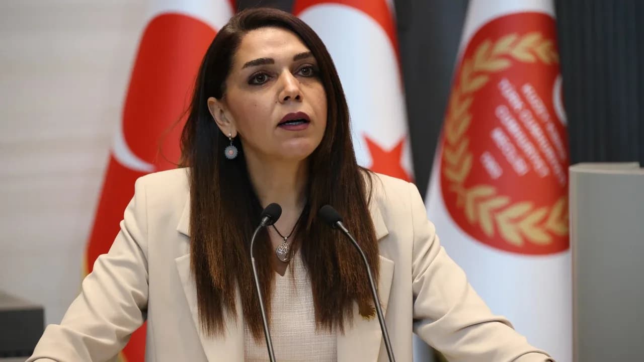 Fide Kürşat’tan Cypfruvex eleştirisi: “Sürecin kokusu Karpaz’a kadar ulaştı”