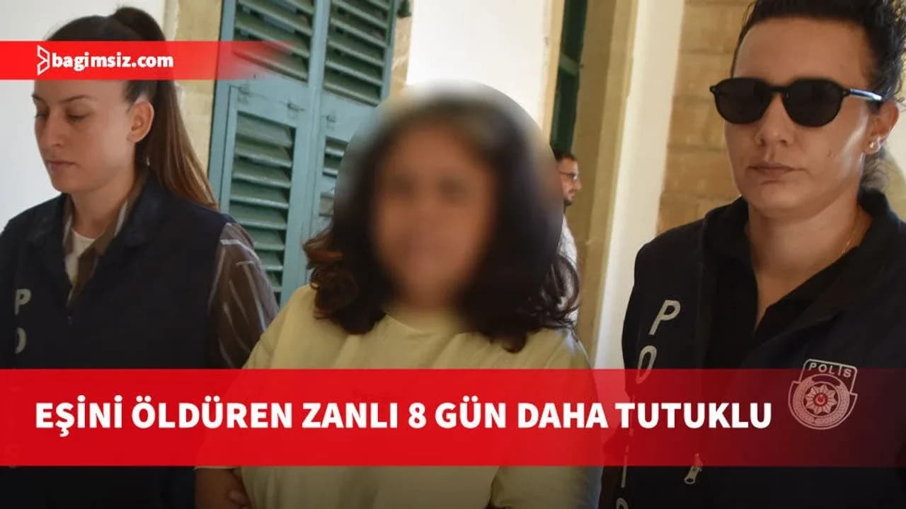 Eşini 30 kez bıçaklayarak öldüren zanlı yeniden mahkemeye çıkarıldı
