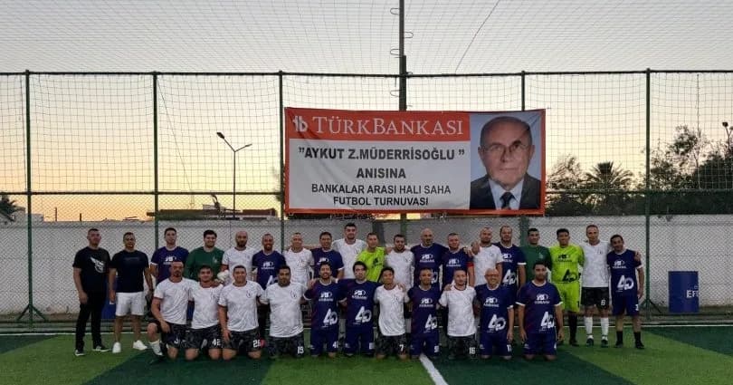 Dostluk sahada, dayanışma bankacılık camiasında