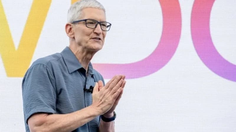 Apple’da 15 yıllık Tim Cook dönemi resmen sona erdi