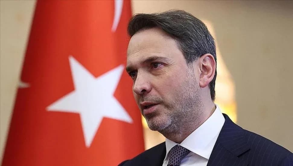 Alparslan Bayraktar: KKTC'ye doğal gazın götürülmesi için denizdeki çalışmalara başladık