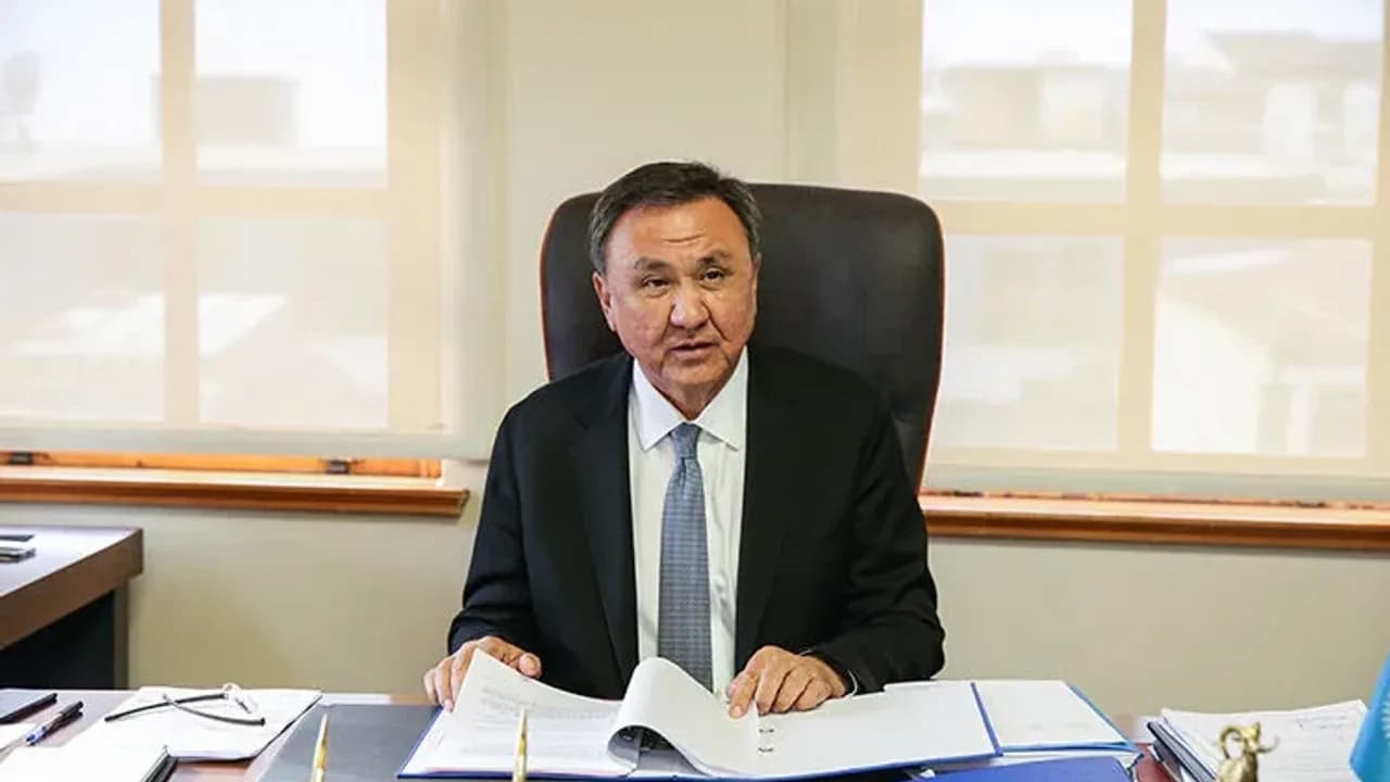 Ömüraliyev'den Girne’de batan yolcu gemisinde hayatını kaybedenler için taziye mesajı