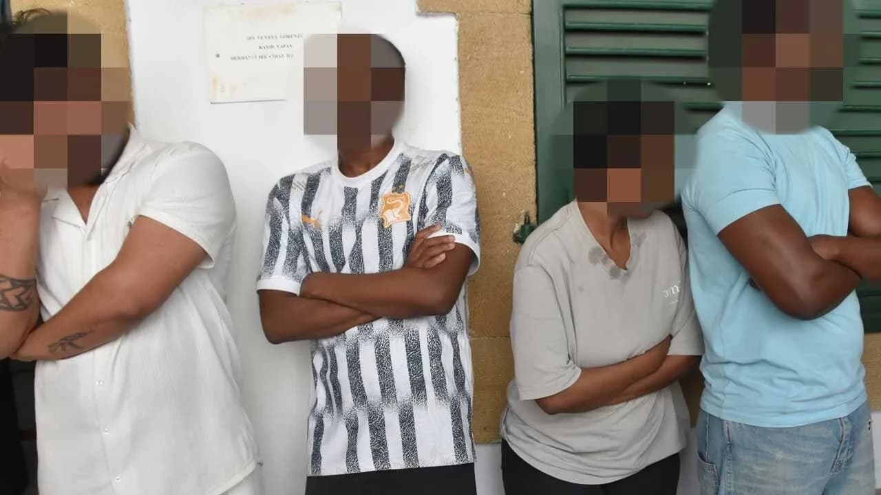 KKTC’de izinsiz ikamet eden 4 kişi tutuklandı