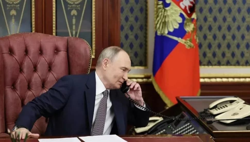 Putin: İran halkıyla dayanışma içindeyiz
