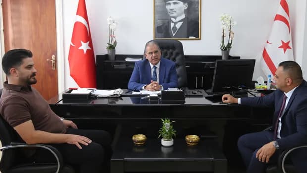 Bakan Sucuoğlu, Gazimağusa Birleşik Taksiciler Birliği heyetini kabul etti