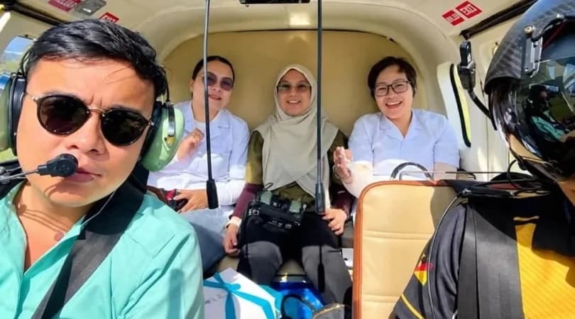 Malezya’da sağlık ekibini taşıyan helikopter düştü!