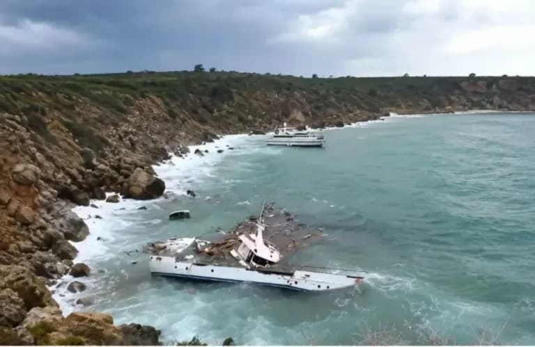 Rum Bakanlar Kurulu olumsuz havalarda gemilerin denize açılmasını yasakladı
