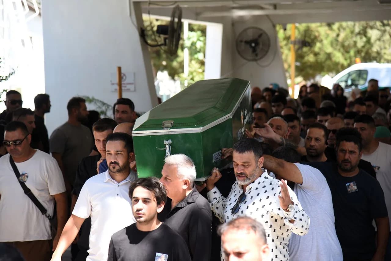 Gemi kazasında yaşamını yitiren İsmail Kurt son yolculuğuna uğurlandı
