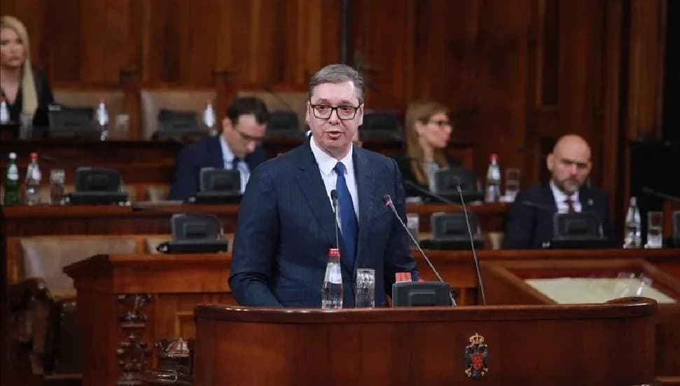 Sırbistan Cumhurbaşkanı Vucic, 27 Eylül'de istifa edeceğini duyurdu