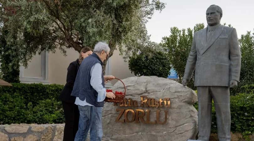 Fatin Rüştü Zorlu Merit’te anıldı