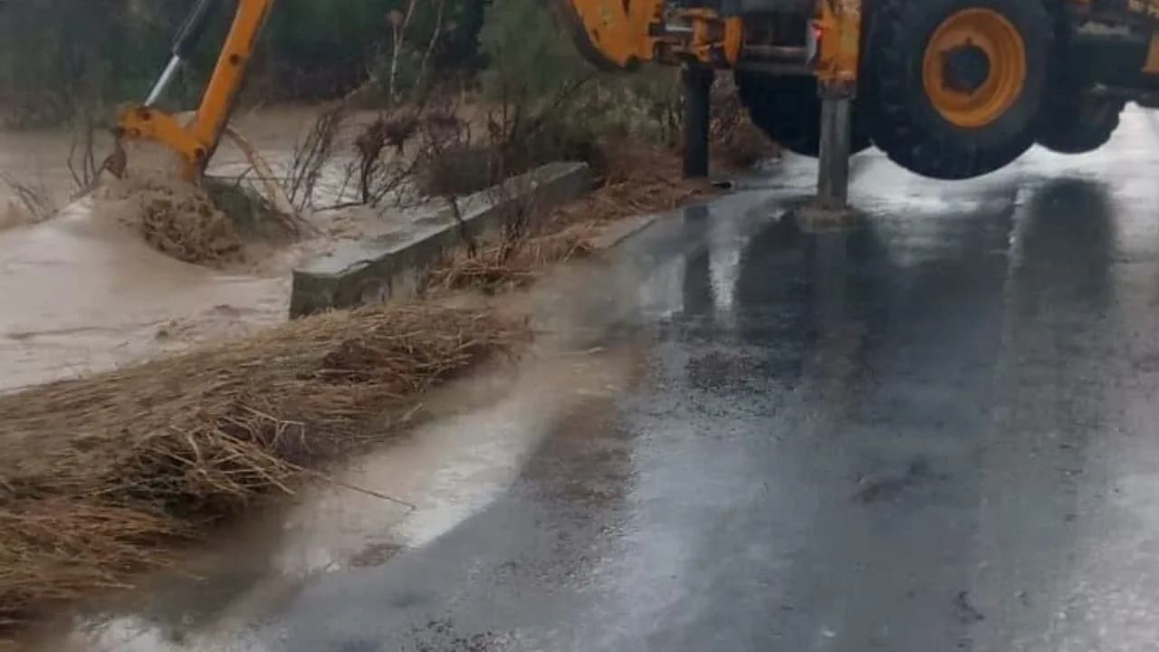 Yılmazköy-Kılıçaslan Anayolu yeniden trafiğe açıldı