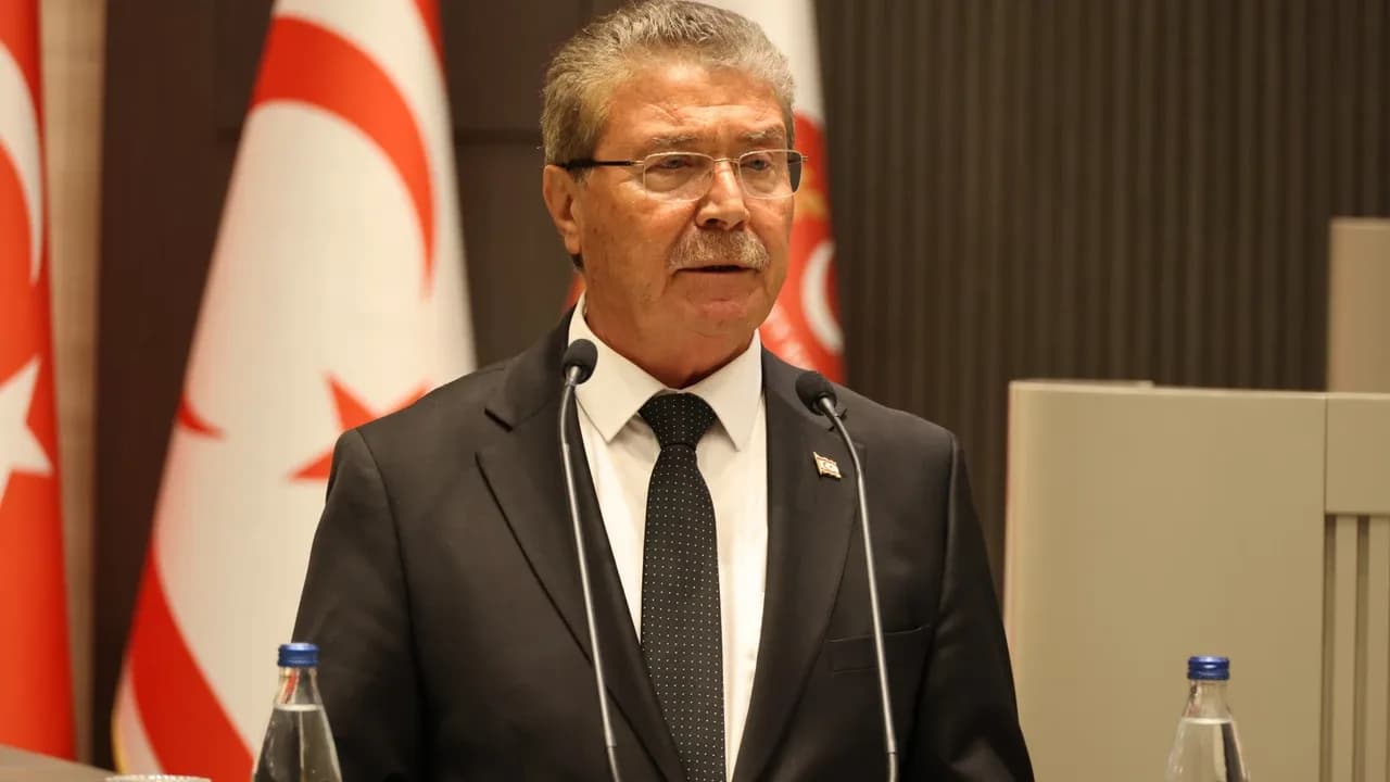 Üstel: Üçüncü gemi pazar akşamı gelecek, pazartesi çalışmalara başlayacak