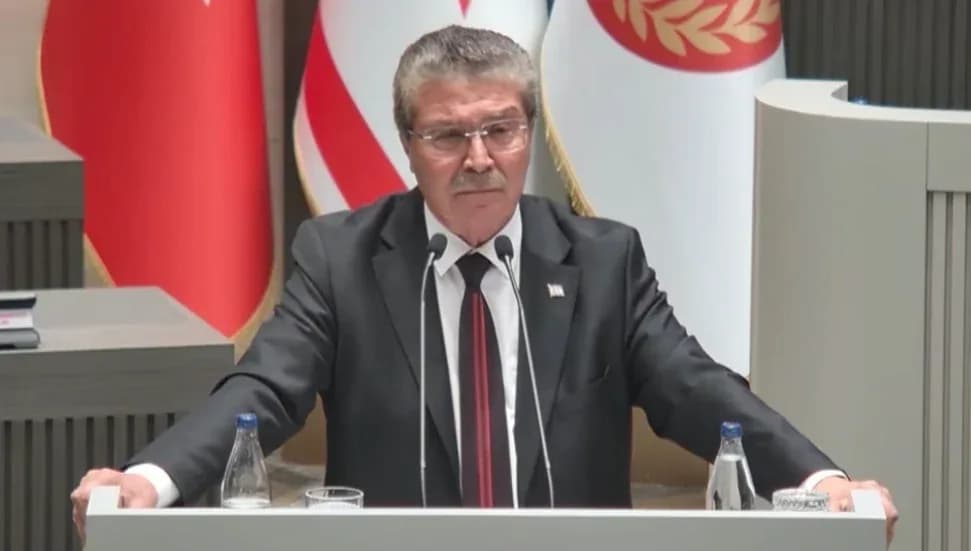 Ünal Üstel: Karma oyun kalkması halkın işini kolaylaştıracak
