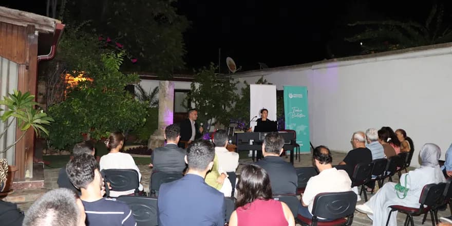 “Ankara’dan Lefkoşa’ya Sanat Yolu” söyleşili konseri sanatseverlerle buluştu