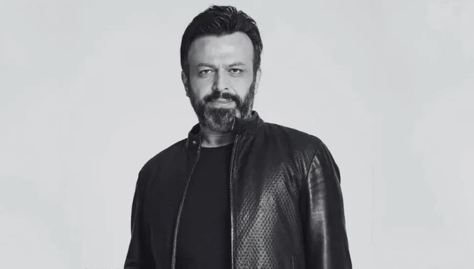 Ünlü oyuncu Serhat Mustafa Kılıç evinde ölü bulundu: Vücudunda morluklar tespit edildi