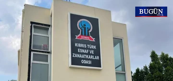 Esnaflardan öğrenci taşımacılığının başlamamasına tepki