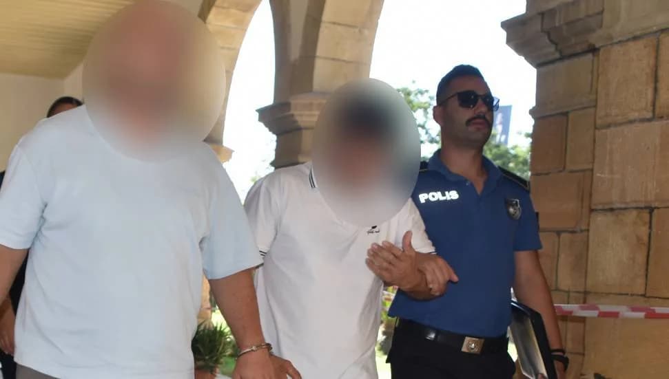 Eşini darp etti: “Şikayet etsen ne olacak, bir iki gün yatar çıkarım”