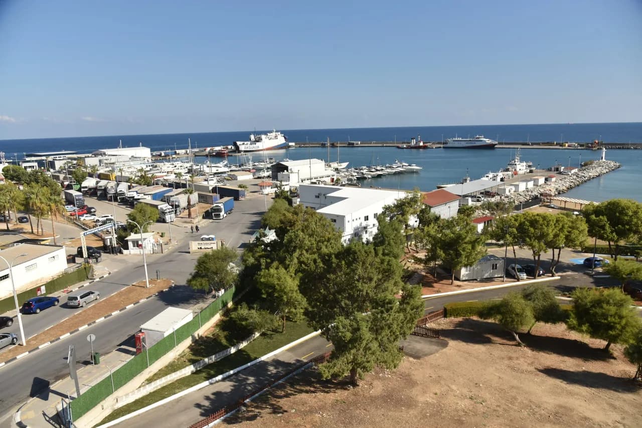 Girne’deki gemi faciasında arama çalışmaları sürüyor