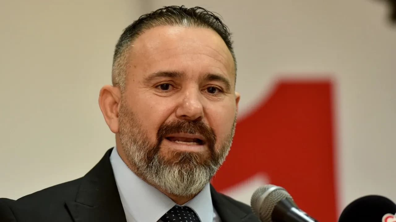 Bengihan sendika görevlerinden ayrıldı: “Yeni yolculuğum Meclis çatısı altında”