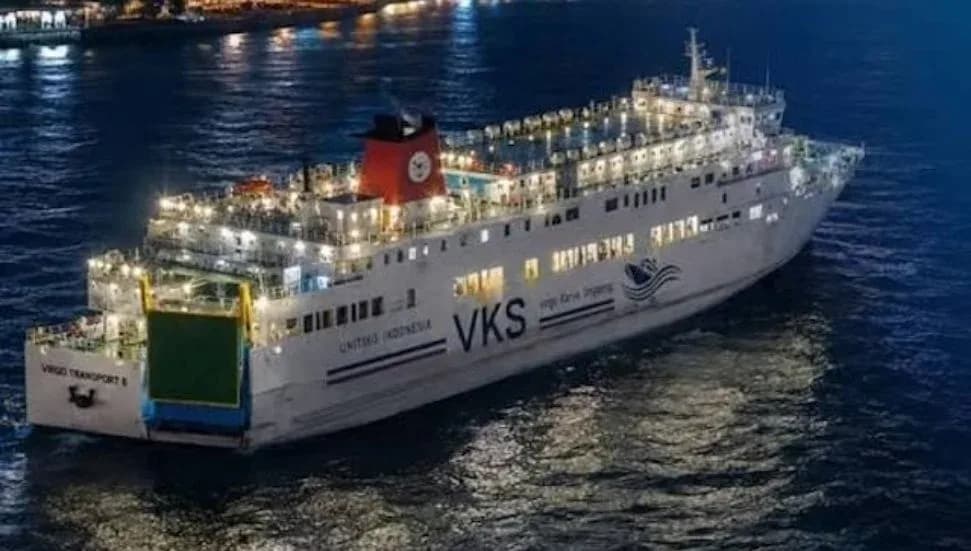 Endonezya açıklarında 241 kişiyi taşıyan yolcu gemisiyle irtibat kesildi