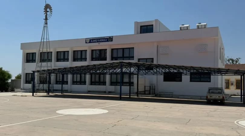 Alaniçi İlkokulu’nun eksikleri giderildi