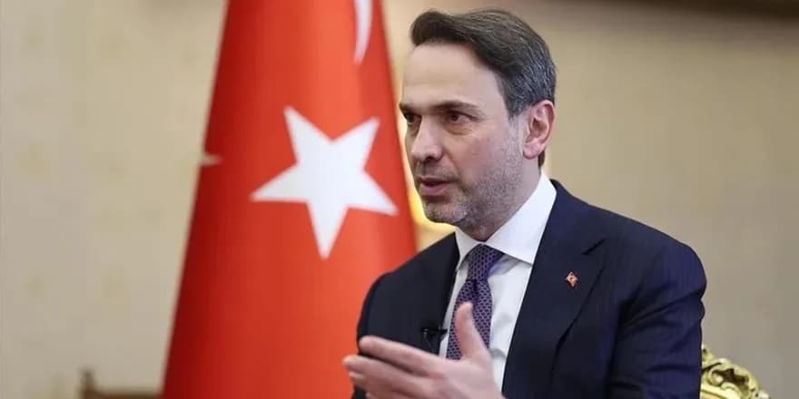 Alparslan Bayraktar: “Adaya gazın götürülmesi için denizdeki çalışmalara başladık”