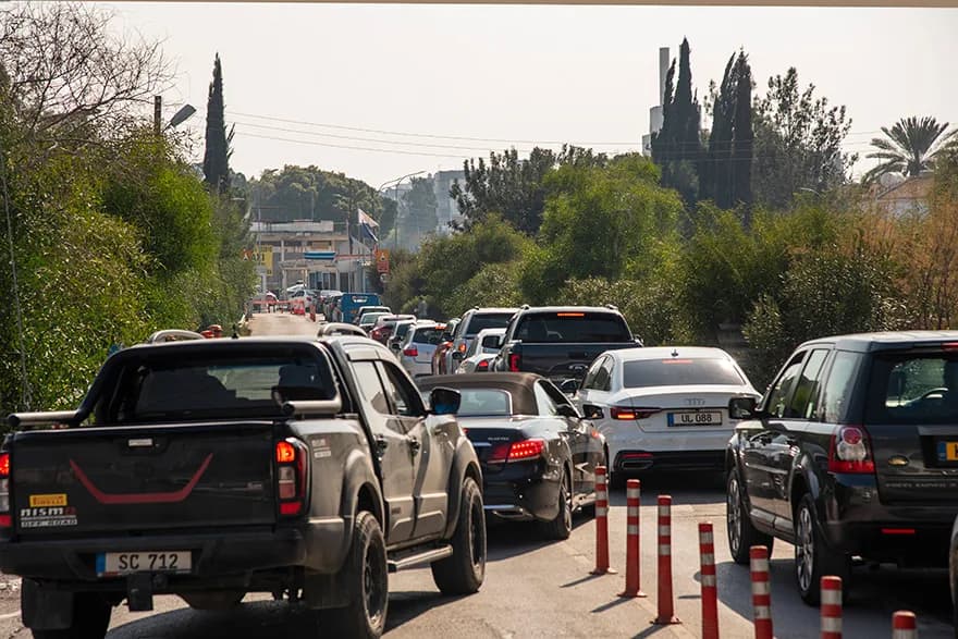 Geçiş noktalarında Kıbrıslı Türklere yönelik “Photo Radar List” uygulaması başlatılıyor