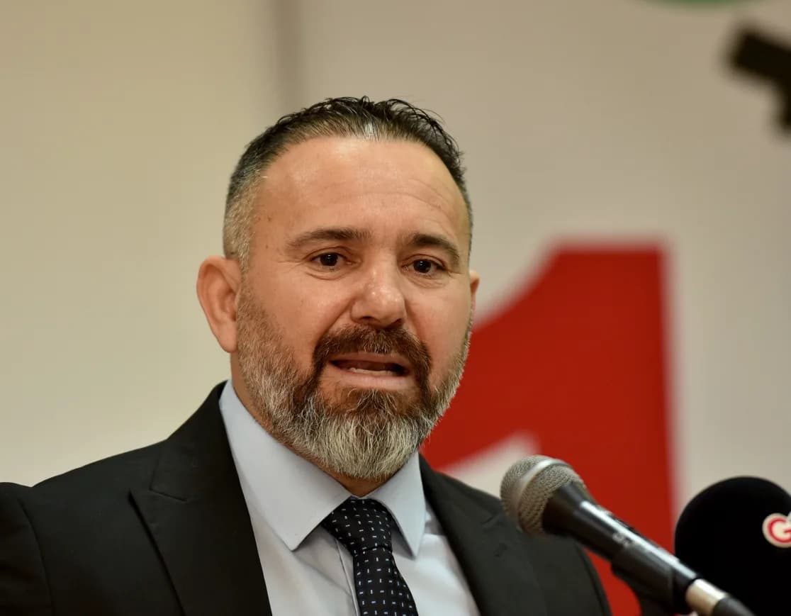Bengihan, KTAMS ve KİEF başkanlığından ayrıldı