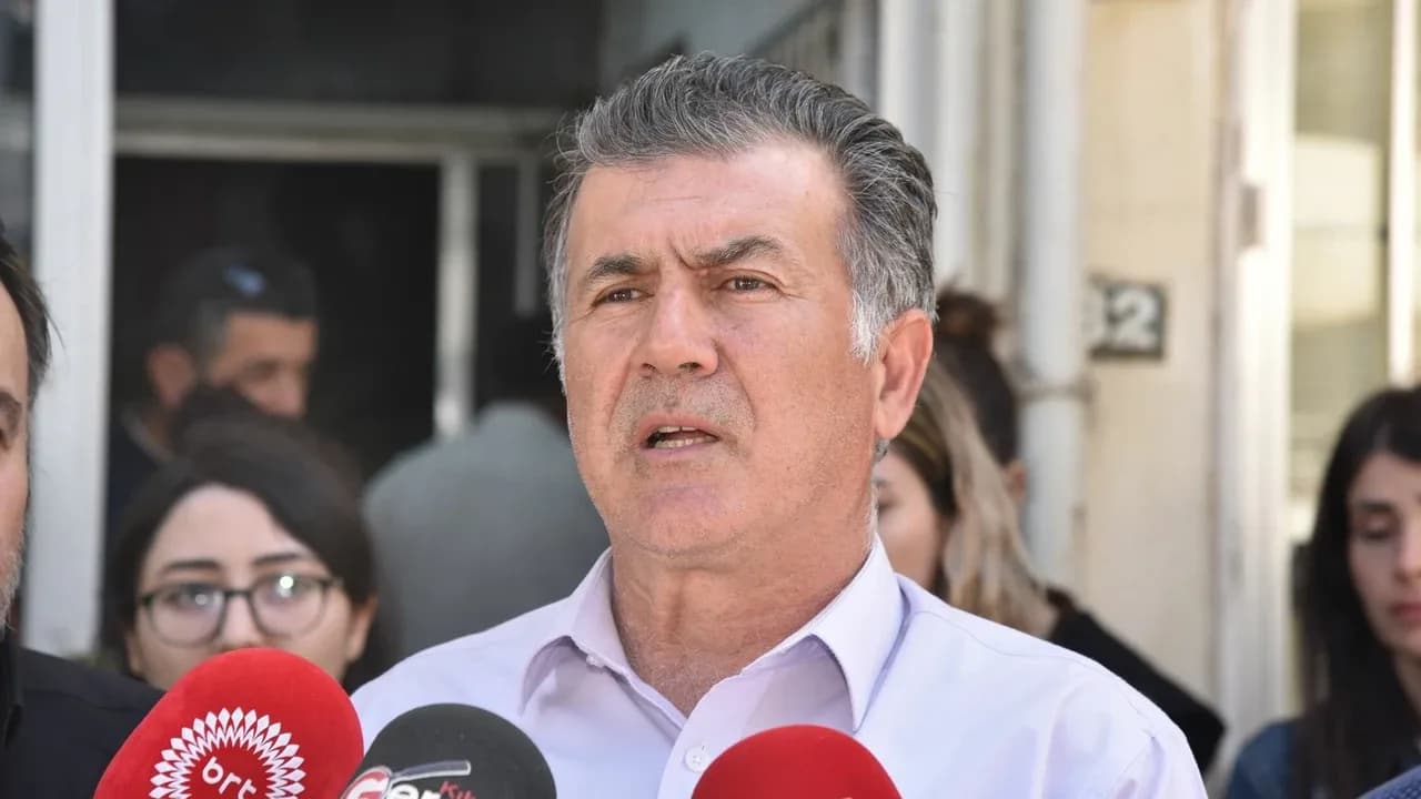 Hür-İş’ten okul temizlik ihalesiyle ilgili soruşturma çağrısı