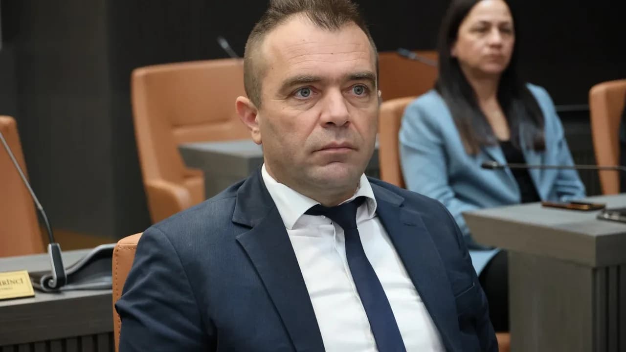 Salahi Şahiner’den fiber optik protokolüne eleştiri: “Yerli şirketler komisyoncu durumuna düşüyor”