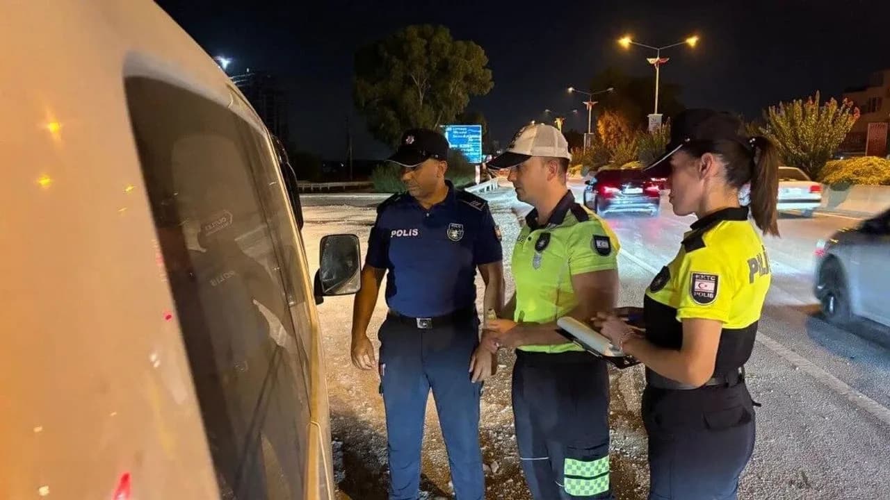 Gazimağusa ve Güzelyurt’ta gece denetimi: 14 kişi tutuklandı