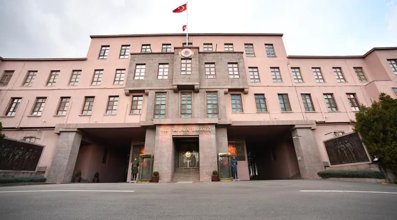 MSB: Güney Kıbrıs’ın silahlanması Ada’daki hassas dengeleri olumsuz etkiliyor