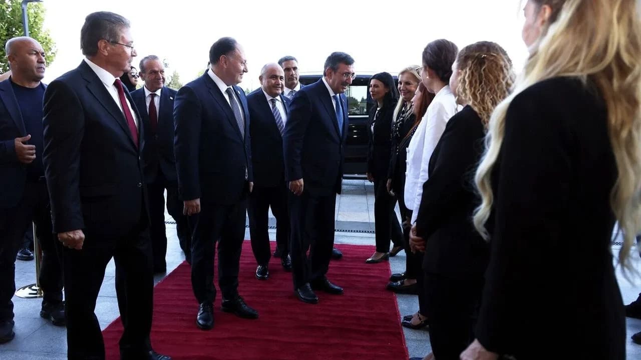 Öztürkler, Cevdet Yılmaz ile görüştü