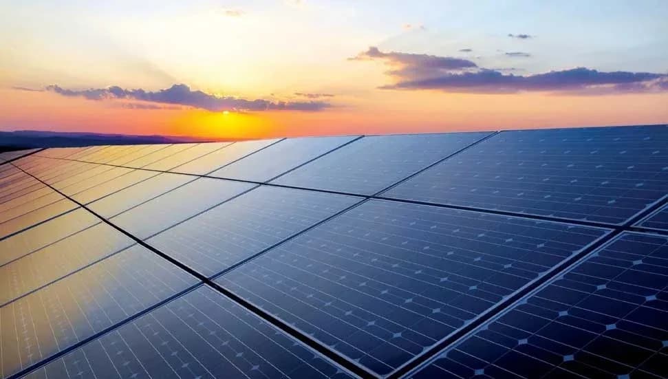Haspolat’taki iki toplumlu güneş enerjisi projesi Rum basınında