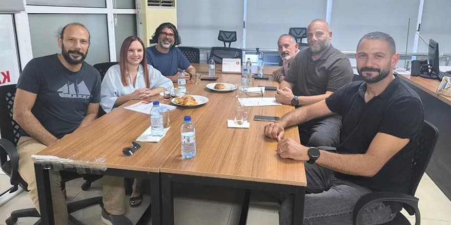Bağımsızlık Yolu, El-Sen’i ziyaret etti