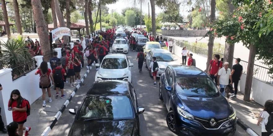 Polis, okul çevrelerinde denetimi artırdı: “Güvenlik önceliğimizdir”