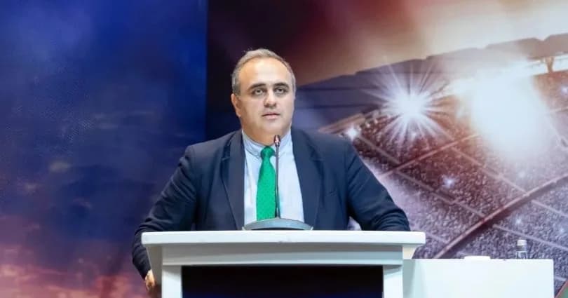 TFF’de yönetici Ural Aküzüm, görevinden istifa etti