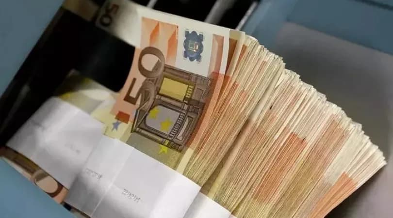 Güney Kıbrıs’ın 7 aylık ticari açığı 5,6 milyar Euro’ya yükseldi