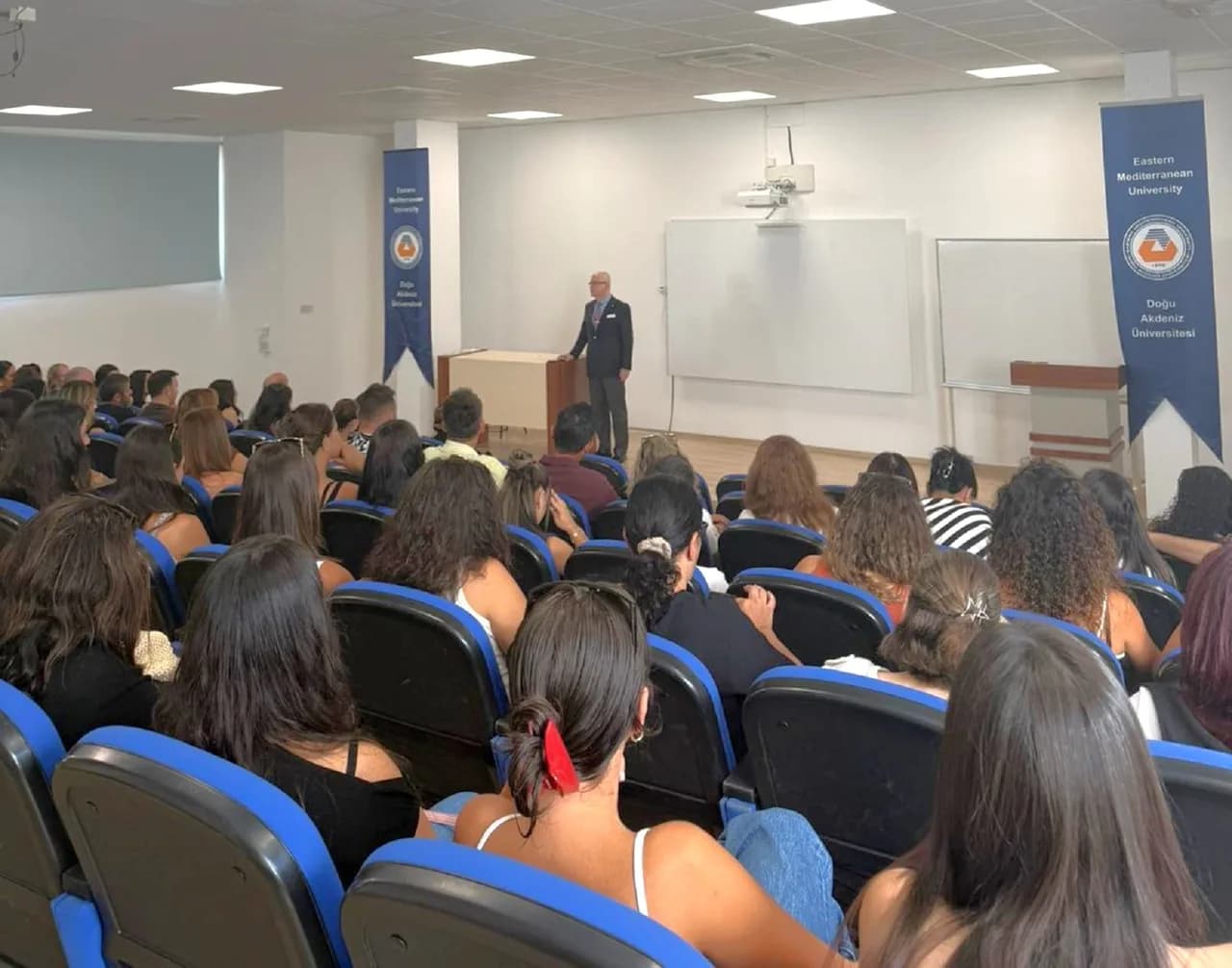 Öğretmenlere yönelik yapay zeka eğitimi başladı