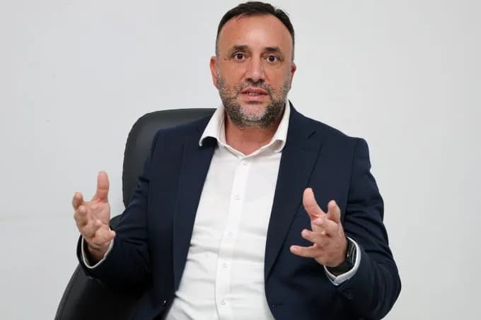 Çeler: “Hükümet bitik, kurumlar çökmüş durumda; topyekun istifa edin!”