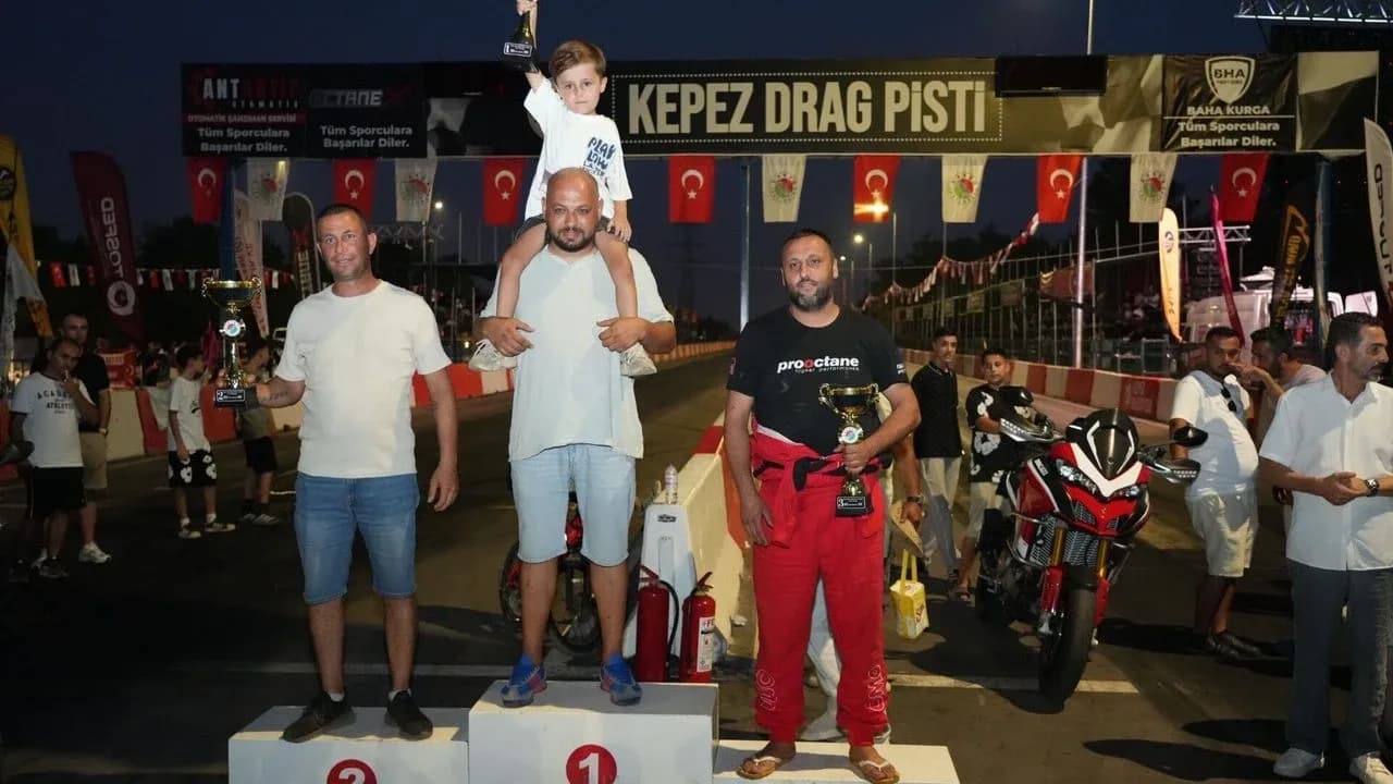 KKDSOD Kepez drag yarışlarından başarıyla döndü