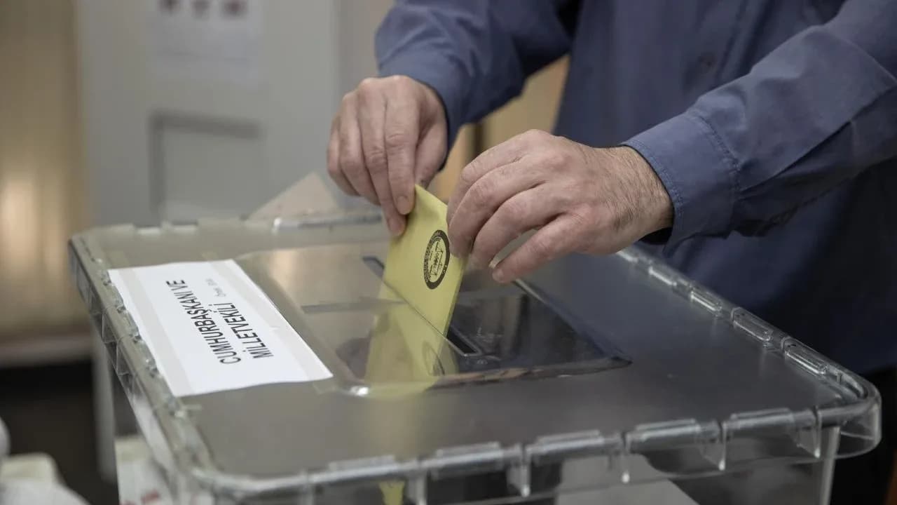 Karma oy kaldırıldı: Parti içi tercih sistemi devam edecek
