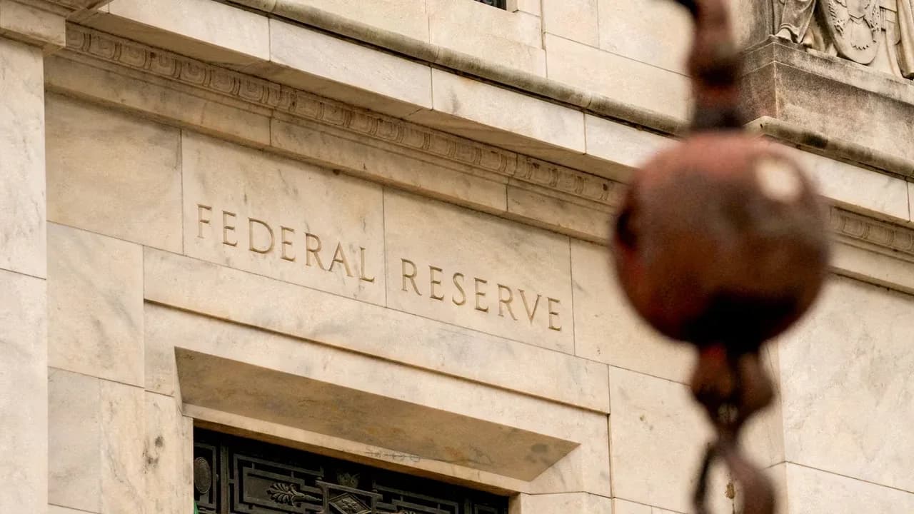Fed faizleri 25 baz puan artırdı