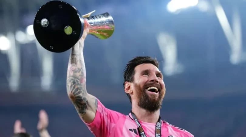 39 yaşındaki Lionel Messi bir kupa daha kazandı