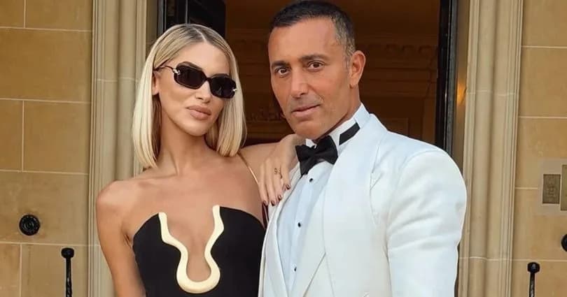Mustafa Sandal’ın eşi ve kayınpederi hakkında yakalama kararı çıkarıldı